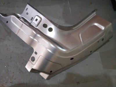 <b>機(jī)械手激光切割機(jī)切割加工這些材質(zhì)時要注意哦</b>